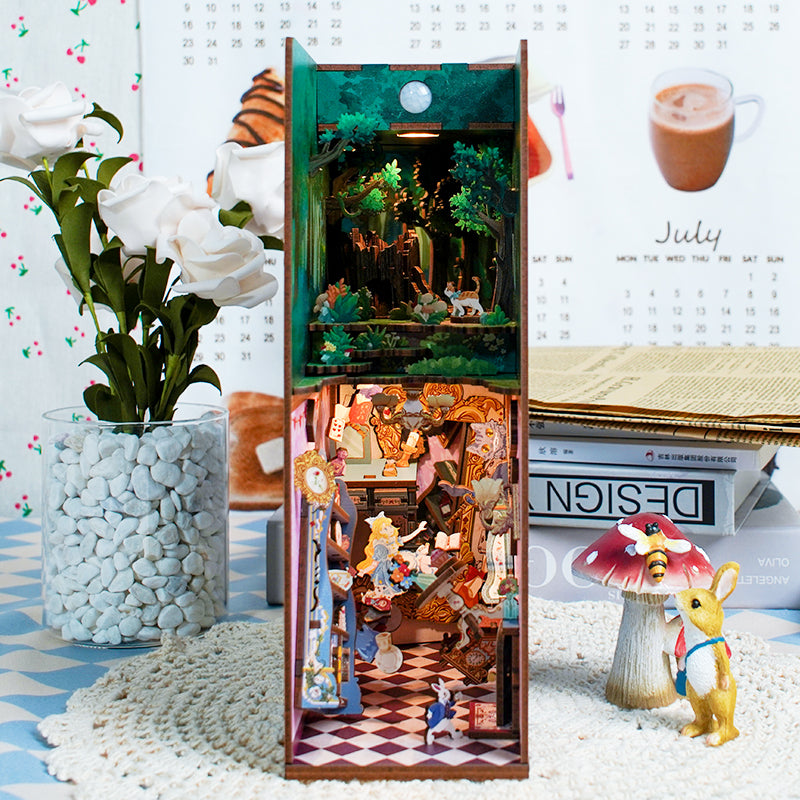 Alice in Wonderland | Tonecheer
